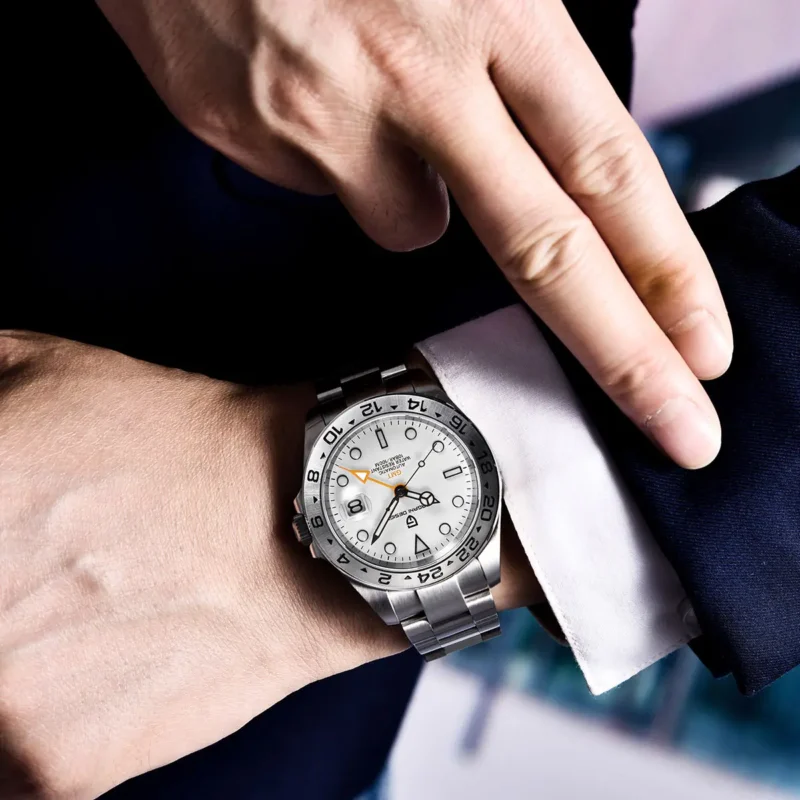 Professional Automatic Dive Watch with Sapphire Crystal and Stainless Steel Bracelet - Image 6