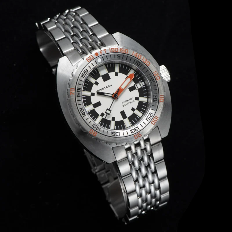 Professional Automatic Dive Watch with Sapphire Crystal and 20ATM Water Resistance - Image 5