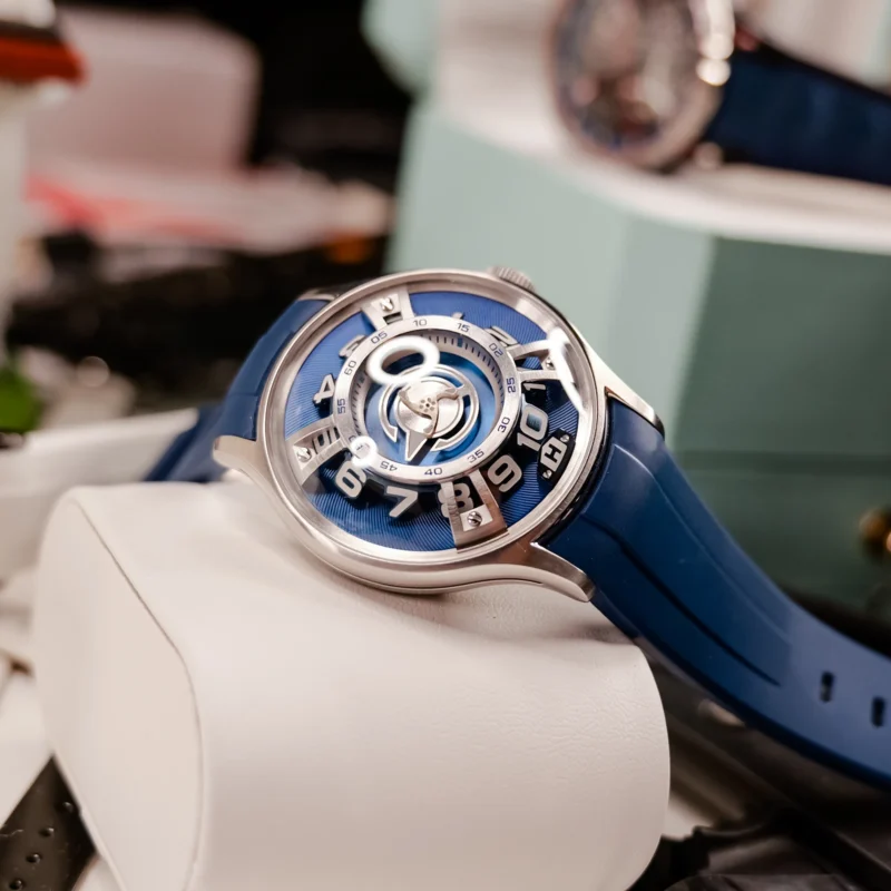 Luxury Automatic Starship Watch with Blue Super Luminous Display and Silicone Strap - Image 5