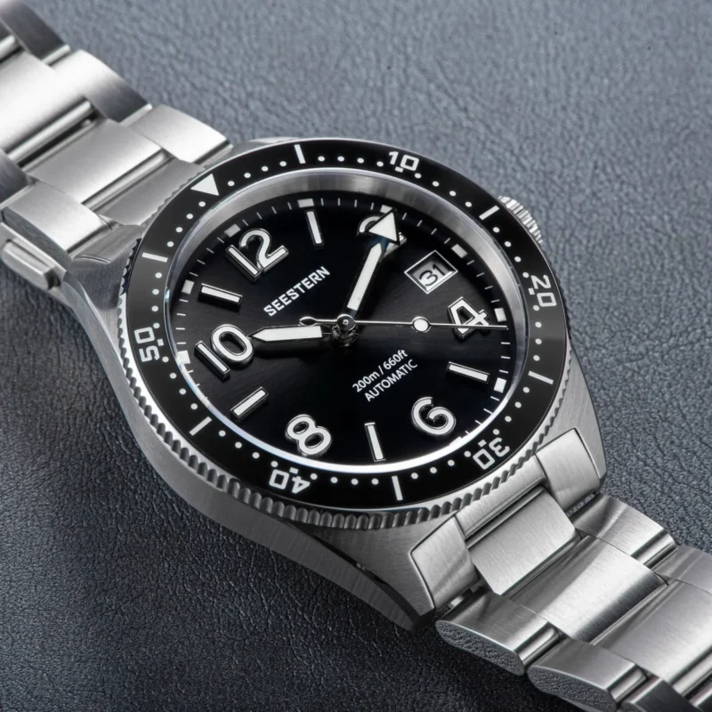 Professional Automatic Dive Watch with NH35 Movement Ceramic Bezel and Sapphire Crystal - Image 5