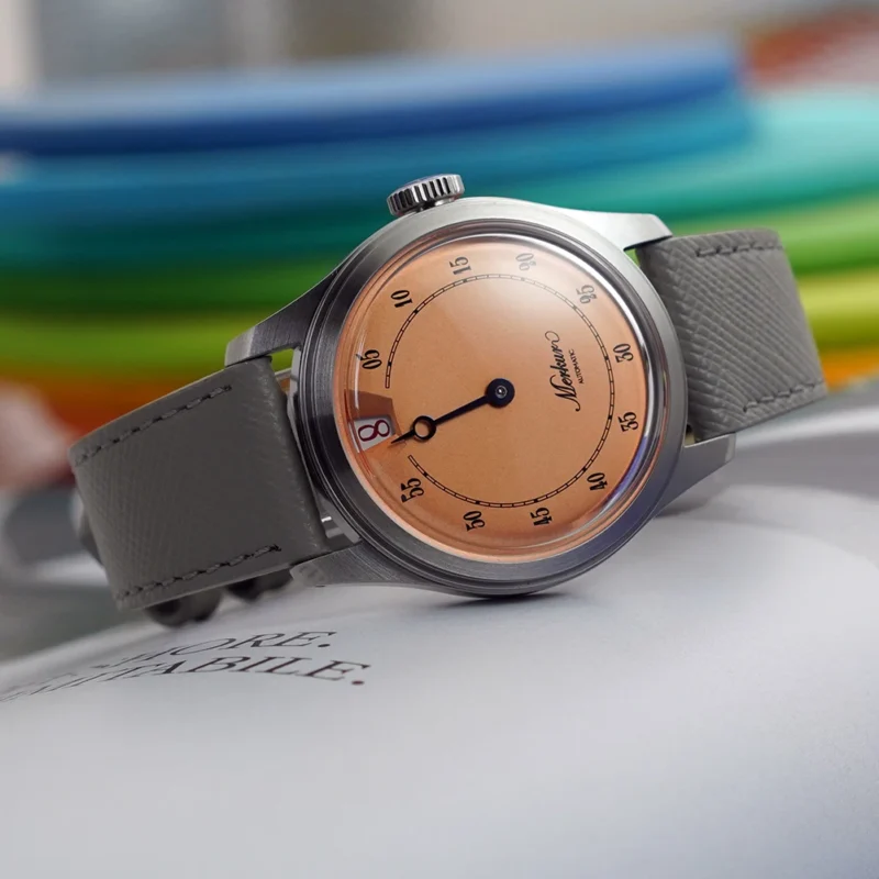 Vintage Jumping Hour Automatic Watch with Salmon Dial and Bonklip Bracelet - Image 6