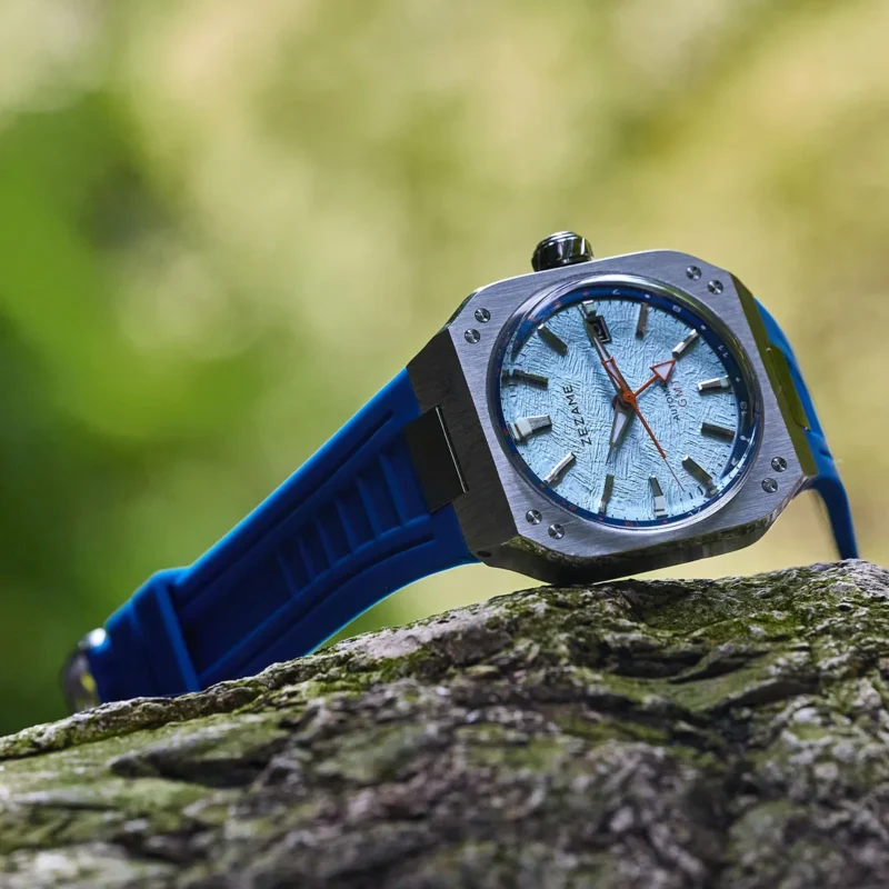 Vintage Chronograph Automatic Watch with Sapphire Crystal and Stainless Steel Bracelet - Image 4