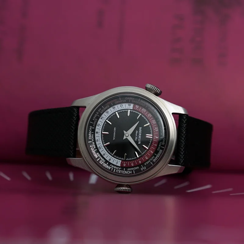Vintage Dual Crown Calendar Week Manual Wind Watch with Leather Strap and 38mm Steel Case - Image 2