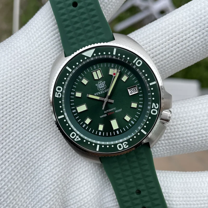 Professional Automatic Dive Watch with Sapphire Crystal and Stainless Steel Bracelet - Image 14