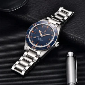 Professional Automatic Dive Watch with Sapphire Crystal and 200m Water Resistance