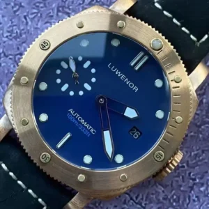 Bronze Diver Automatic Watch with Calendar Function and Luminous Dial 47mm Leather Strap