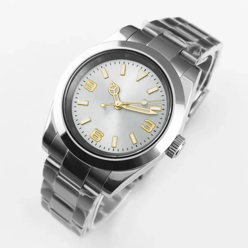 Luxury Automatic Dive Watch with Sapphire Crystal and Stainless Steel Bracelet - Image 11