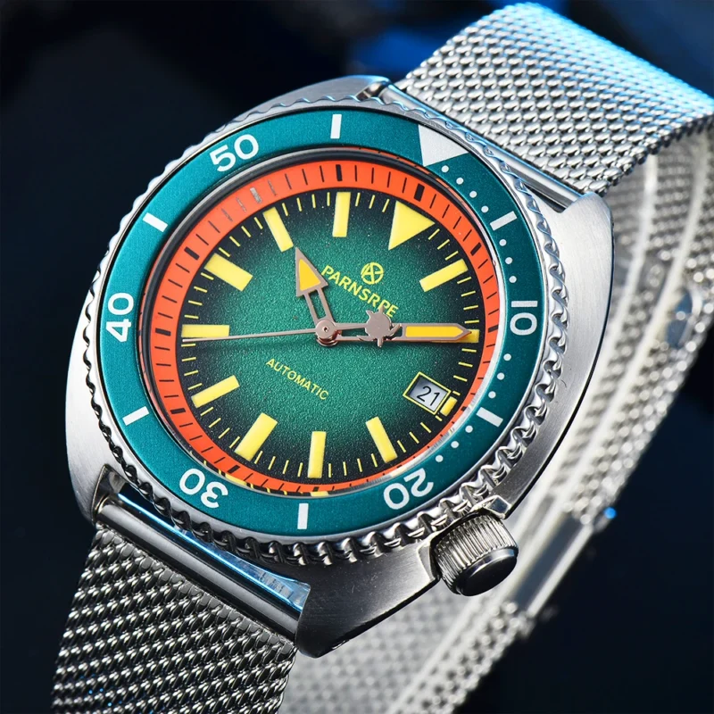 Professional Automatic Dive Watch with Sapphire Crystal and Stainless Steel Bracelet - Image 3