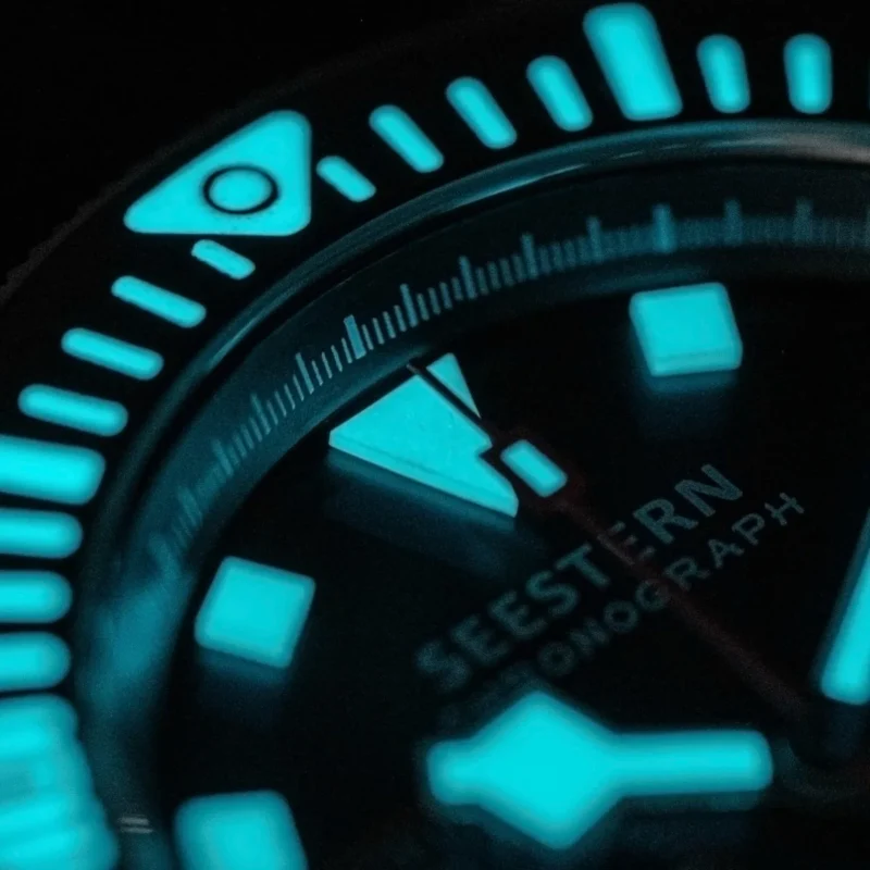 Vintage-Inspired Mechanical Chronograph Watch with Sapphire Crystal and Nylon Strap - Image 4