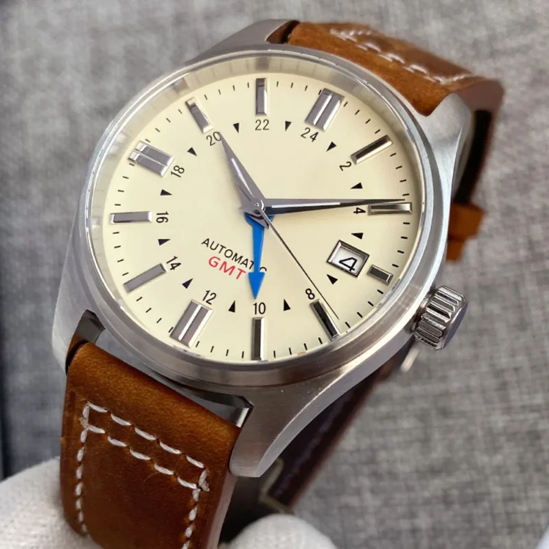 Professional GMT Dive Automatic Watch with Titanium Case and Sapphire Crystal - Image 4