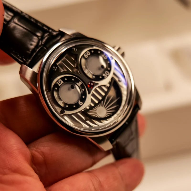Luxury Skeleton Automatic Watch with Luminous Dial and Leather Strap - Image 3