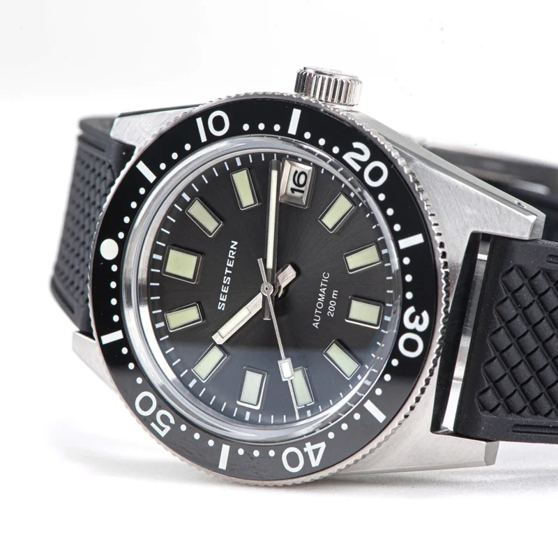 Professional Automatic Dive Watch 200M with Sapphire Crystal and Ceramic Bezel - Image 5