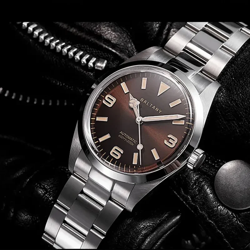 Professional Explorer Automatic Dive Watch with Sapphire Crystal and Stainless Steel Bracelet - Image 2