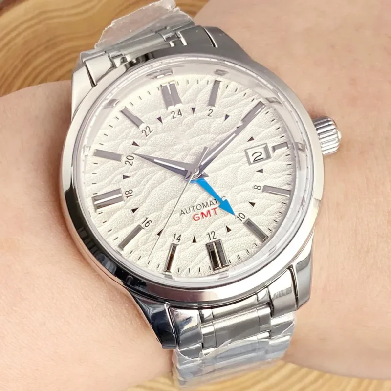 Professional GMT Automatic Watch with Dome Sapphire Crystal and Stainless Steel Bracelet - Image 12