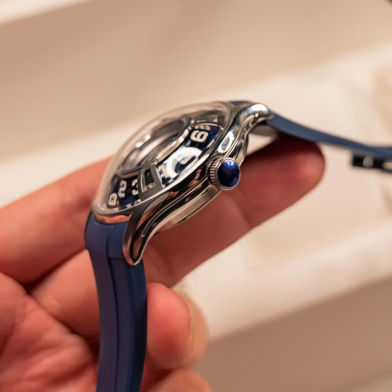 Luxury Automatic Starship Watch with Blue Super Luminous Display and Silicone Strap - Image 4