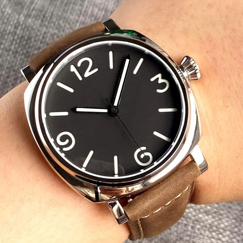 Square California Dial Automatic Watch with Sapphire Crystal and 200m Water Resistance - Image 9
