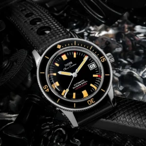 Professional Automatic Titanium Dive Watch with Sapphire Crystal and Rubber Strap