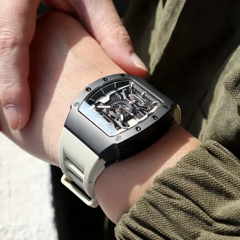 Skeleton Automatic Mechanical Watch with Luminous Dial and Silicone Strap - Image 4