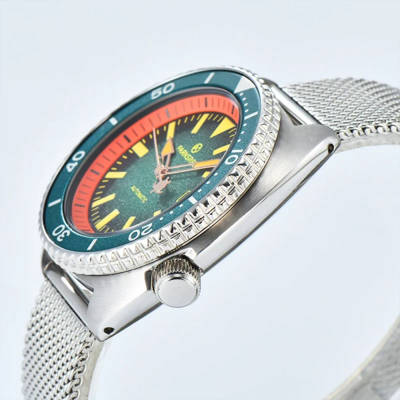 Professional Automatic Dive Watch with Sapphire Crystal and Stainless Steel Bracelet - Image 4