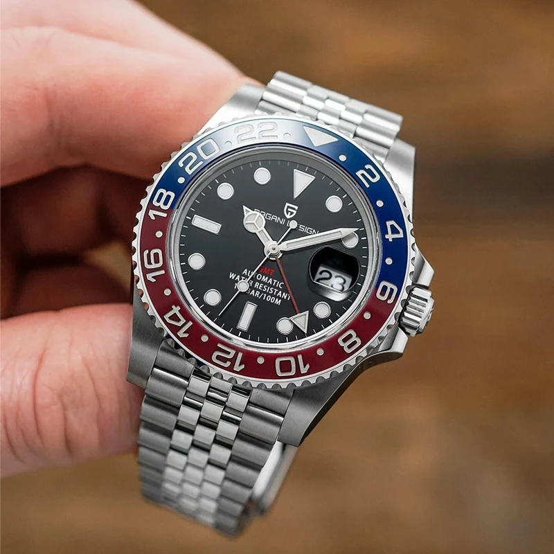 GMT watch with dual time zone functionality