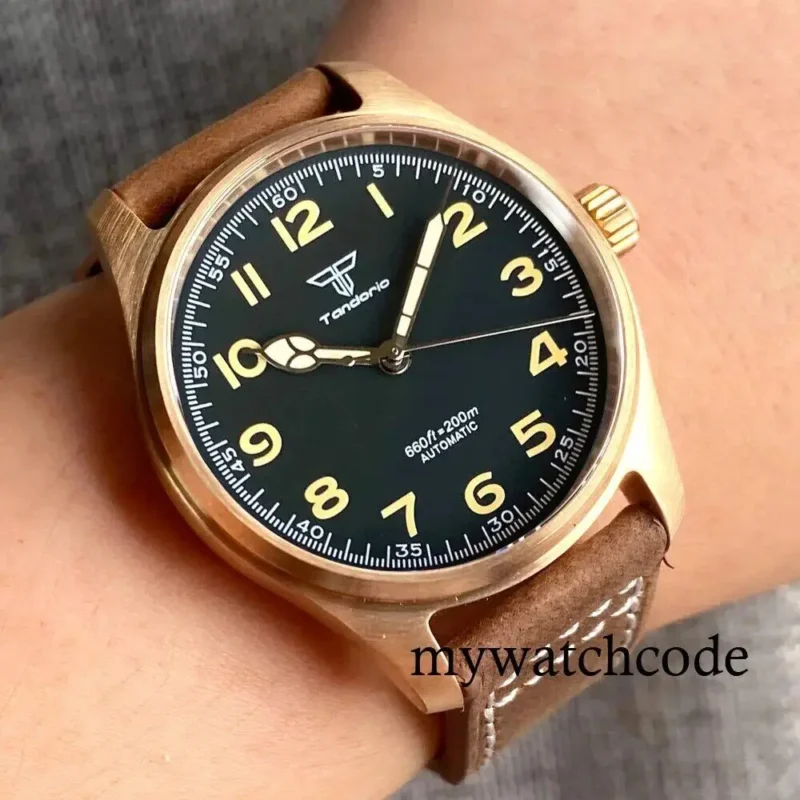 Bronze Dive Automatic Watch 39mm 200M Water Resistant Sapphire Crystal Leather Strap - Image 6