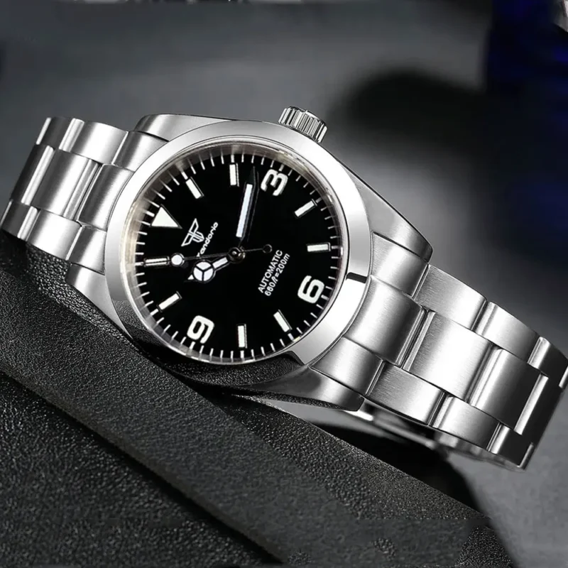 Luxury Automatic Dive Watch NH35A Movement 904L Stainless Steel Sapphire Crystal 100m Water Resistant