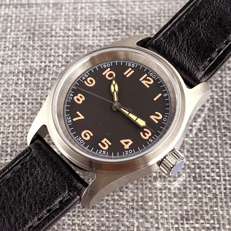 Professional Automatic Dive Watch with Sapphire Crystal and 200m Water Resistance - Image 4