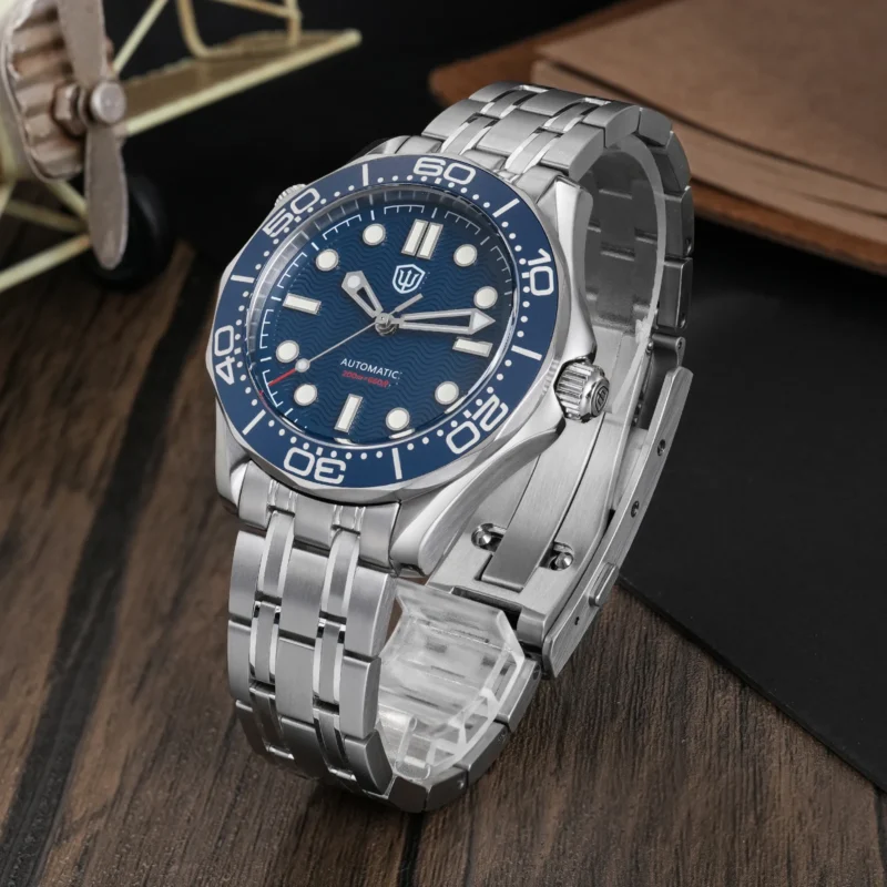Professional 200M Automatic Dive Watch with Sapphire Crystal and Stainless Steel Bracelet - Image 2