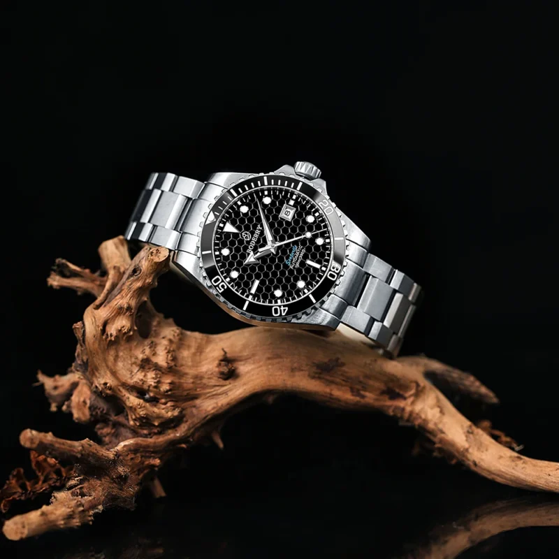 Professional Titanium Automatic Dive Watch with Sapphire Crystal and 100M Water Resistance - Image 6
