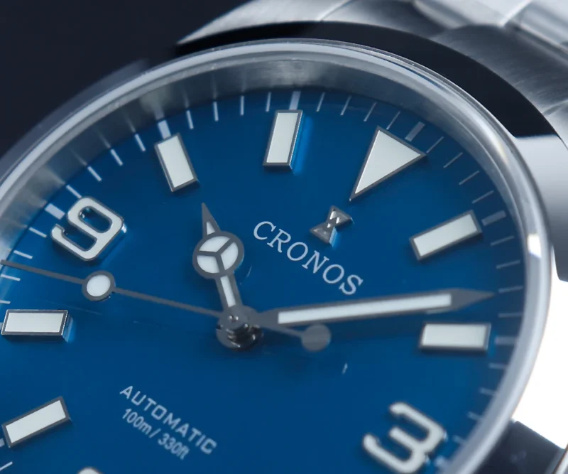 Professional Automatic Dive Watch with Sapphire Crystal and Stainless Steel Bracelet - Image 3