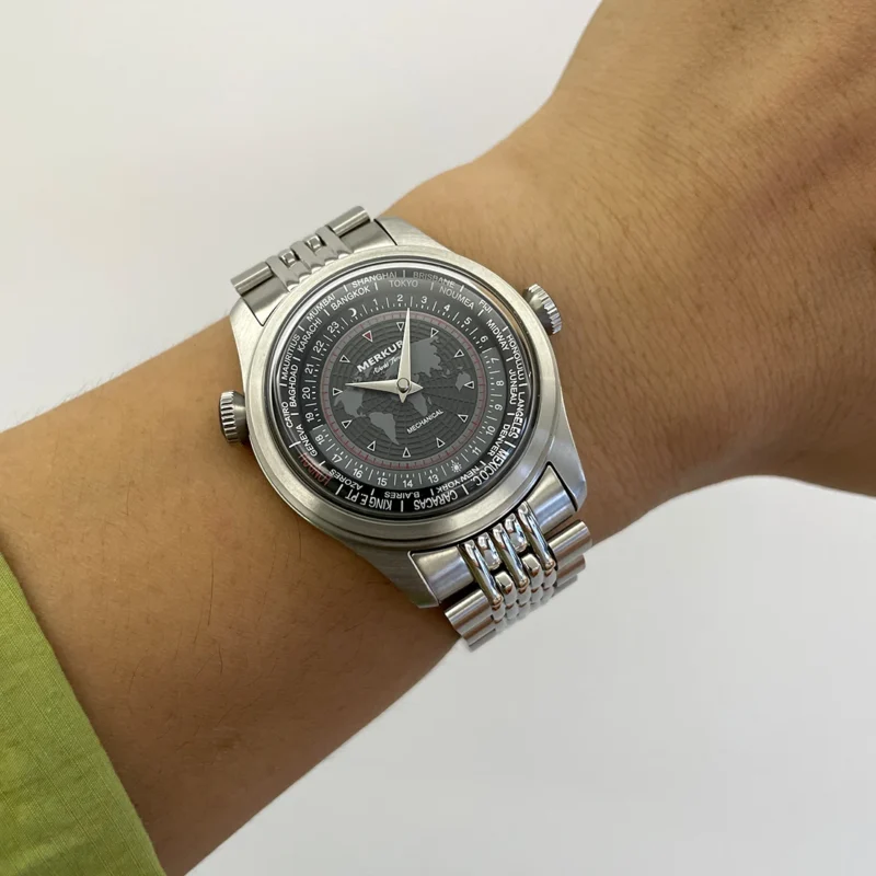 Vintage Dual Crown Calendar Week Manual Wind Watch with Leather Strap and 38mm Steel Case - Image 9