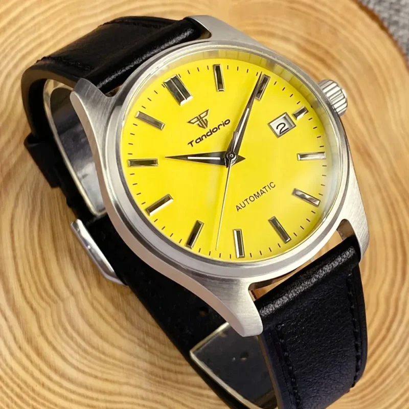 Professional Automatic Dive Watch with Sapphire Crystal and Leather Strap - Image 9