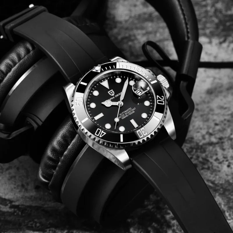 Professional Automatic Dive Watch with NH35A Movement, Sapphire Crystal and Stainless Steel Case - Image 3